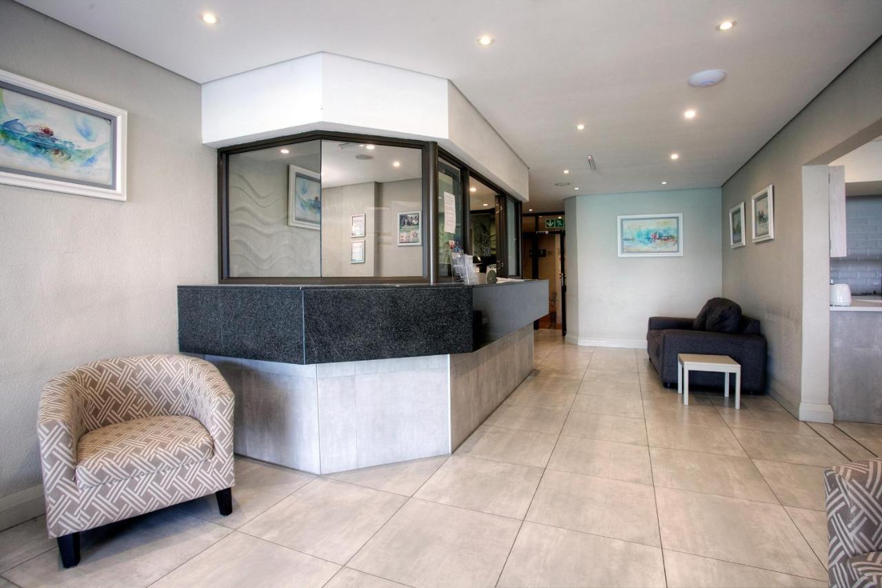 Marine Lodge East London Ngoại thất bức ảnh